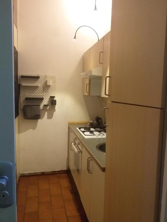 Appartamento Bixio Self Check-In Парма Екстер'єр фото